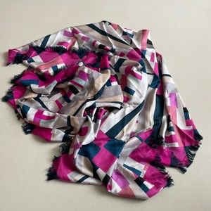 Chanel CC scarf 2021 Retail 380€ Pink Silk ref.359754 - Joli Closet